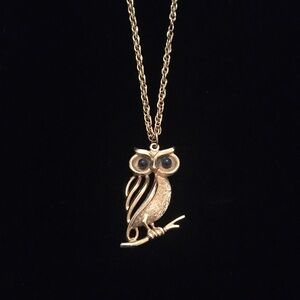 Vintage Gold Tone and Black Owl Necklace Fashion Jewelry